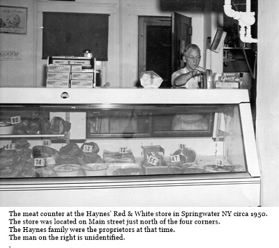 hcl_business_springwater_red_white_store_haynes_north_main_st_1950_pic02_resize400x296