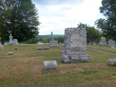 hcl_pic01_cemetery_webster_crossing_erwin_2011_resize400