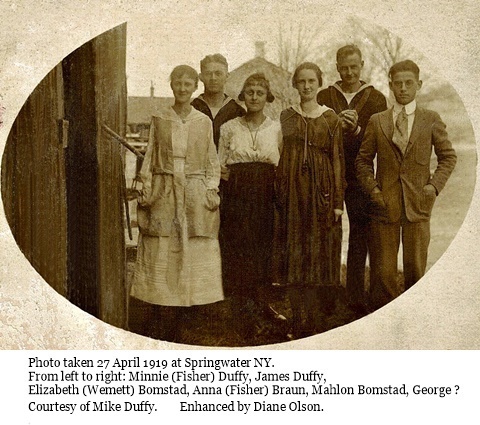 hcl_people_bomstad_mahlon_and_wemett_elizabeth_1919_with_friends_resize480x350