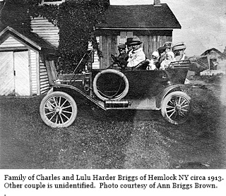 hcl_people_briggs_charles_driving_with_famiy_c1913_resize320x240