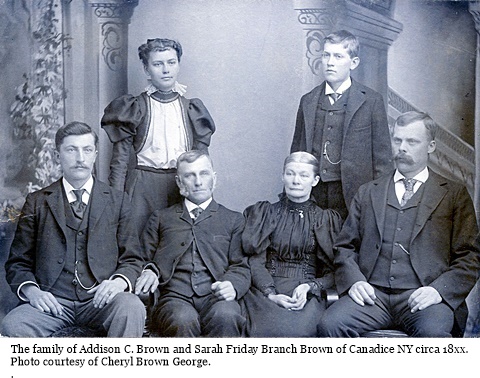 hcl_people_brown_addison_and_friday_branch_sarah_and_family_c18xx_resize480x338