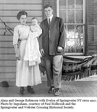 hcl_people_robinson_george_and_alma_with_evelyn_1912c_resize320x320
